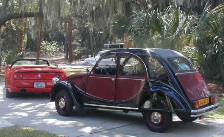 une 2CV exporte aux USA